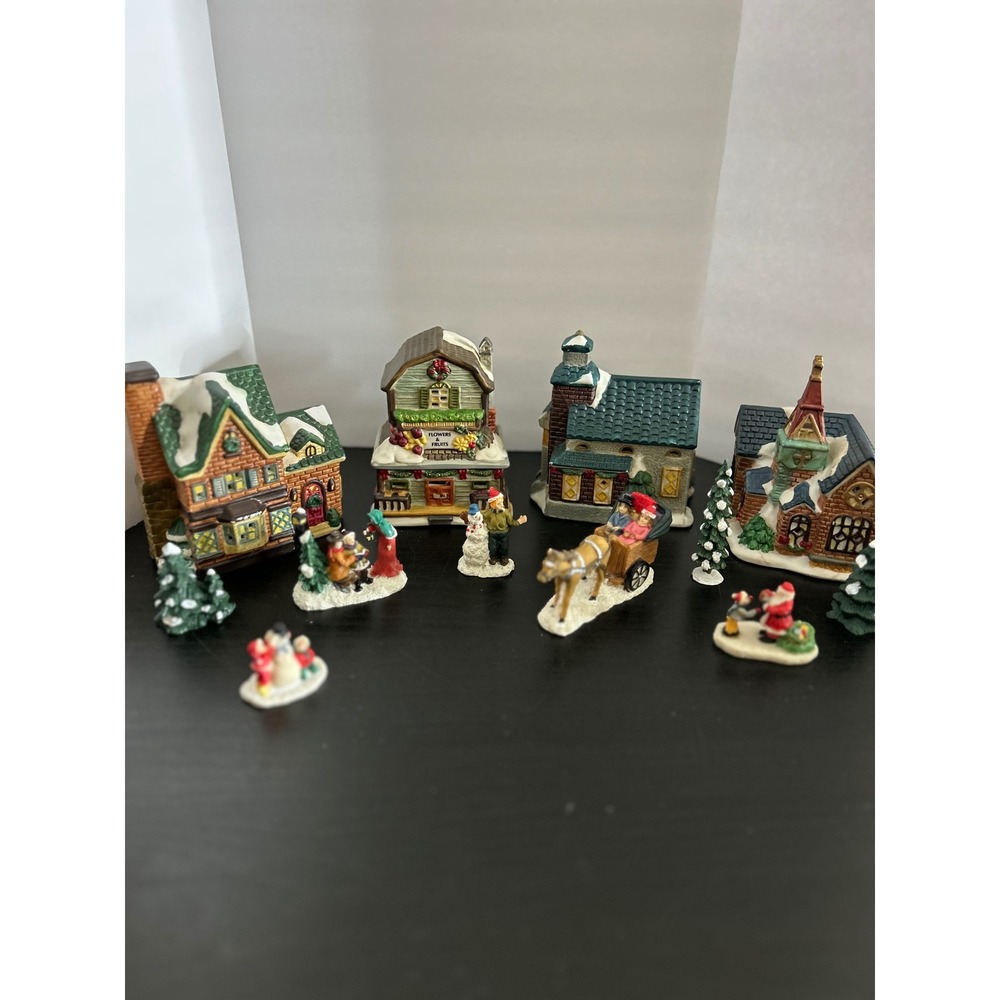 Village Christmas Multicolor Hand Painted Porcelain Lighted Set Collectible